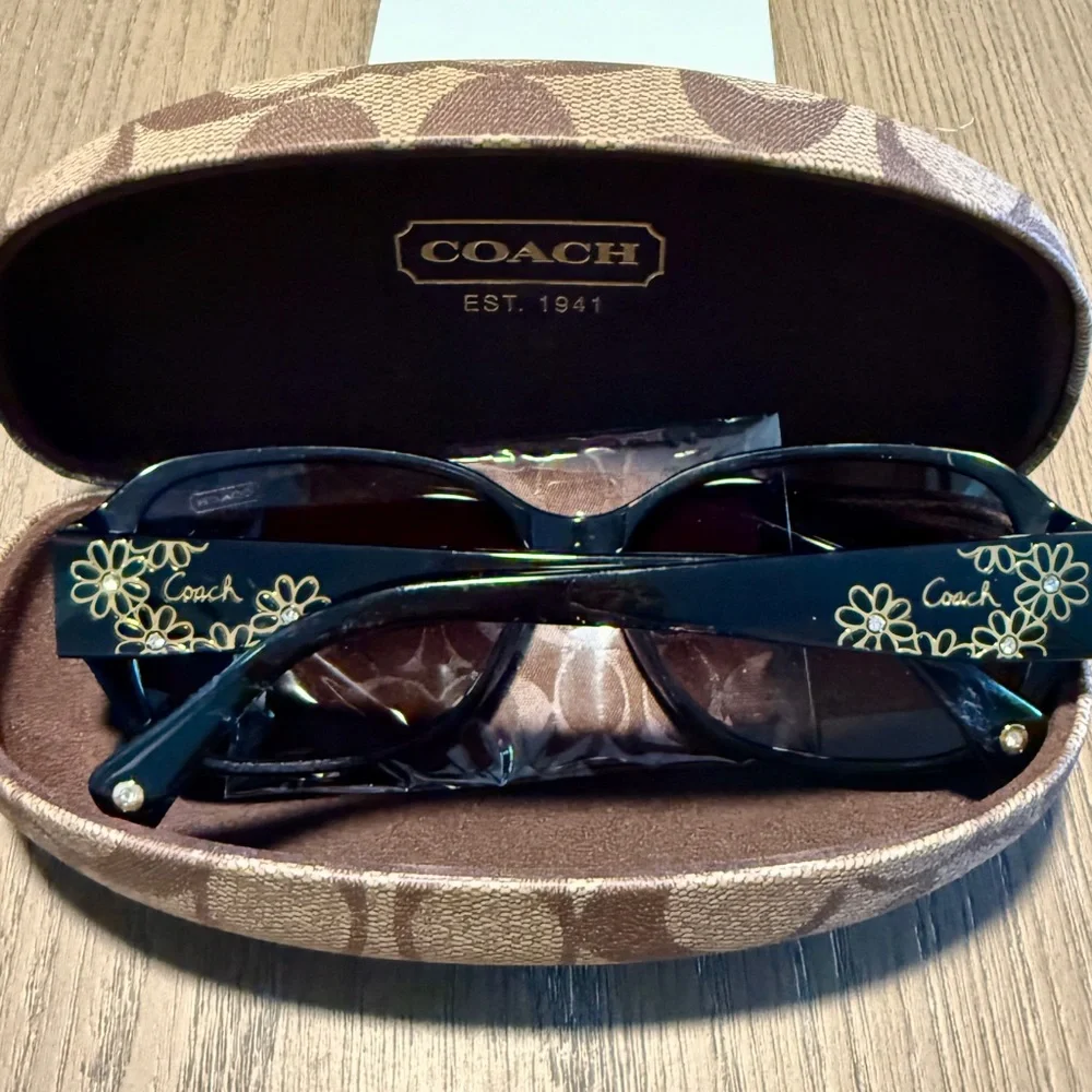 Coach Black Reese Sunglasses - Picture 9 of 11